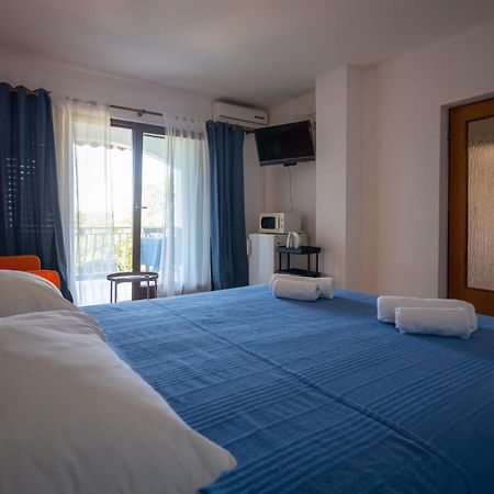 Apartments Gaja Blue Ap Sveti Filip i Jakov Luaran gambar