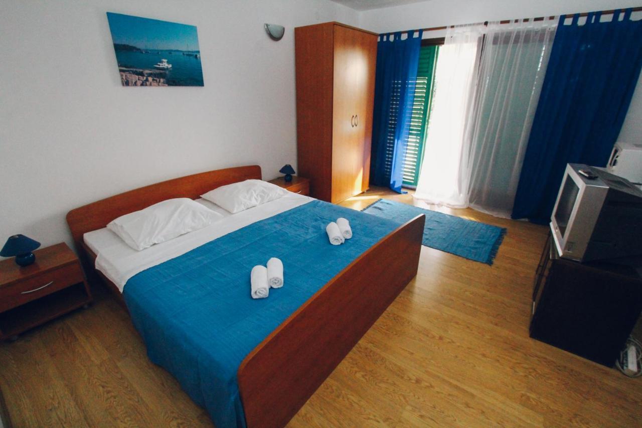 Apartments Gaja Blue Ap Sveti Filip i Jakov Luaran gambar